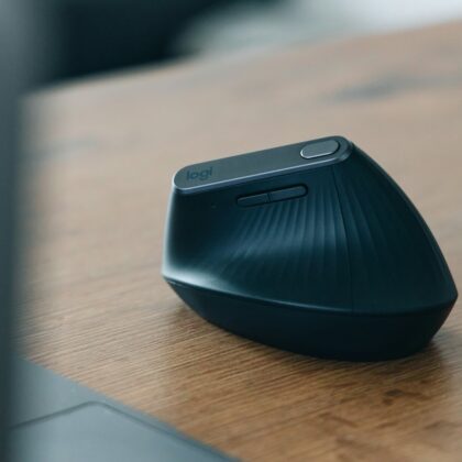 Ergonomic Wireless Mouse