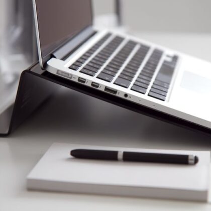 Adjustable Aluminum Laptop Stand