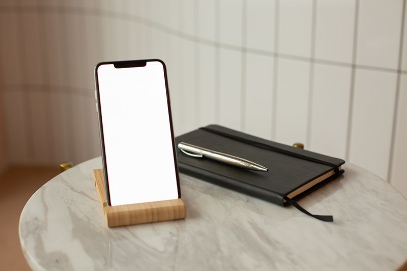 Foldable Phone Stand